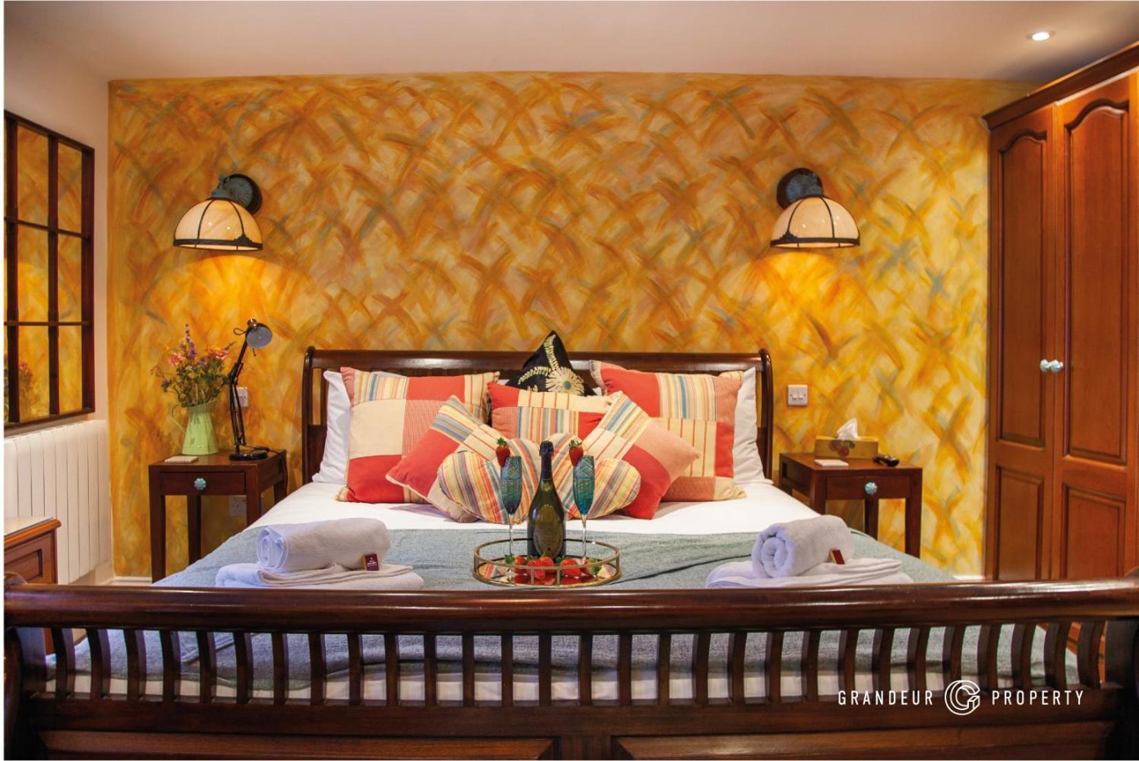 The Garden View Suite By Grandeur Property Борнмут Экстерьер фото